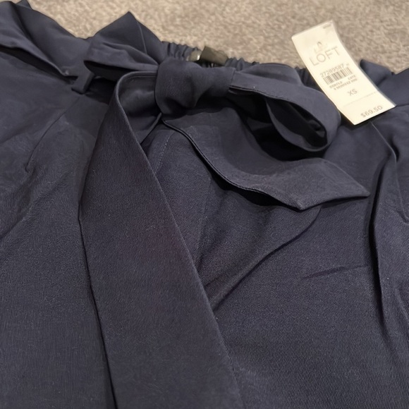 NWT LOFT WIDE LEG CROP - Picture 2 of 6